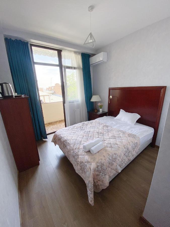 Tbilisi Central Hotel 外观 照片